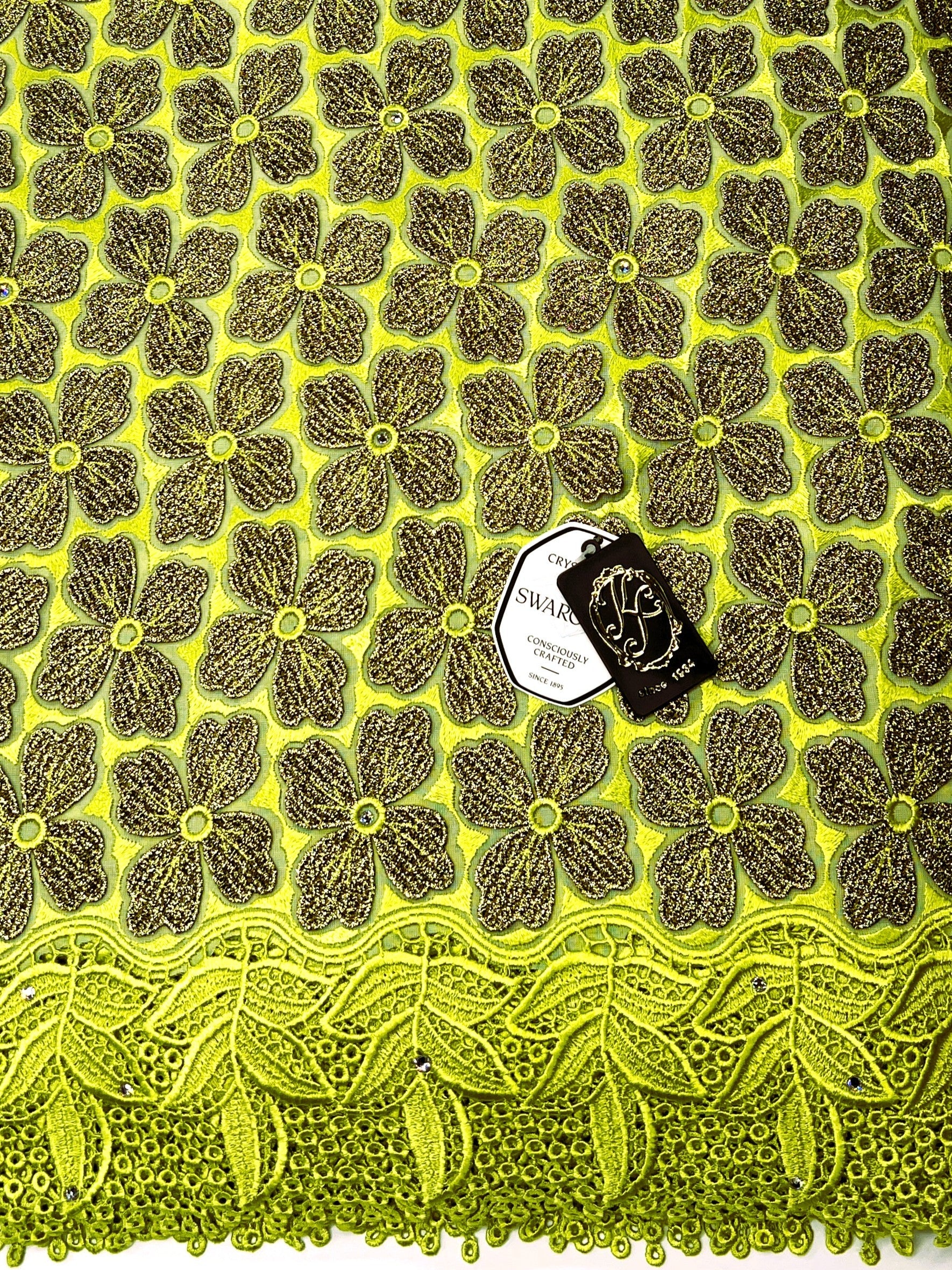 8156 Swiss Voile Appliqué Guipure