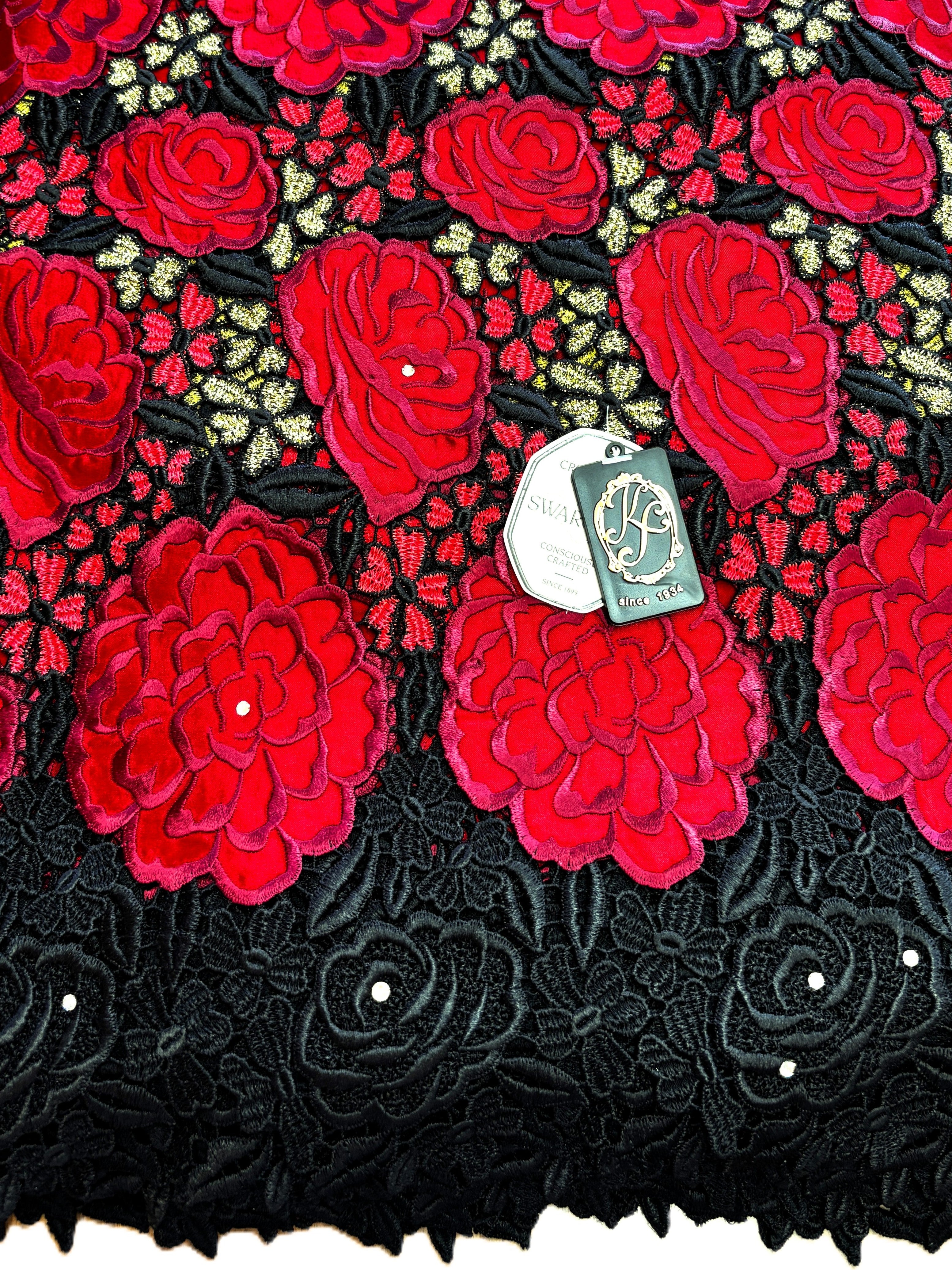 8019 Swiss Guipure Lace w/Applique & Swarovski