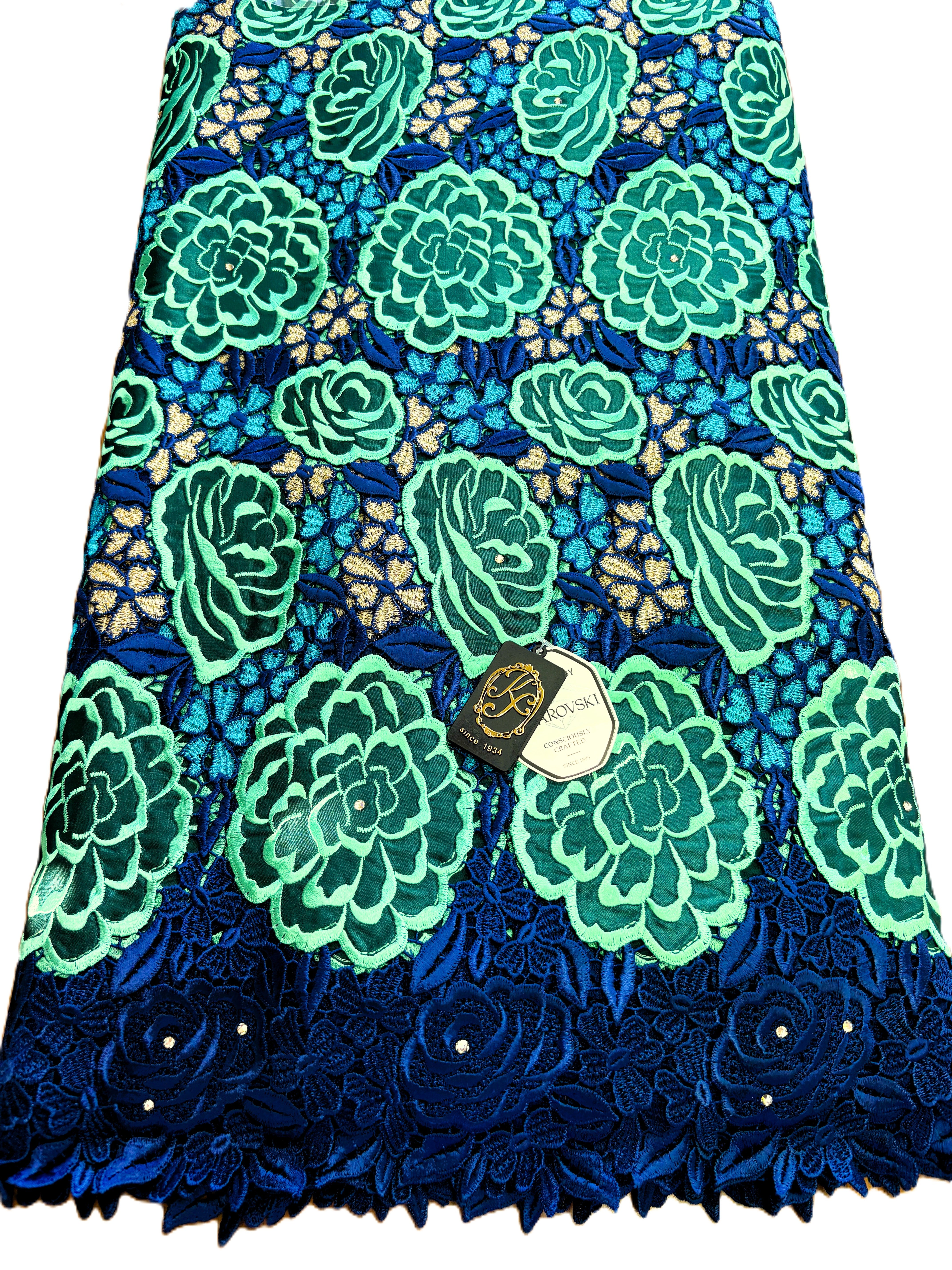 8019 Swiss Guipure Lace w/Applique & Swarovski