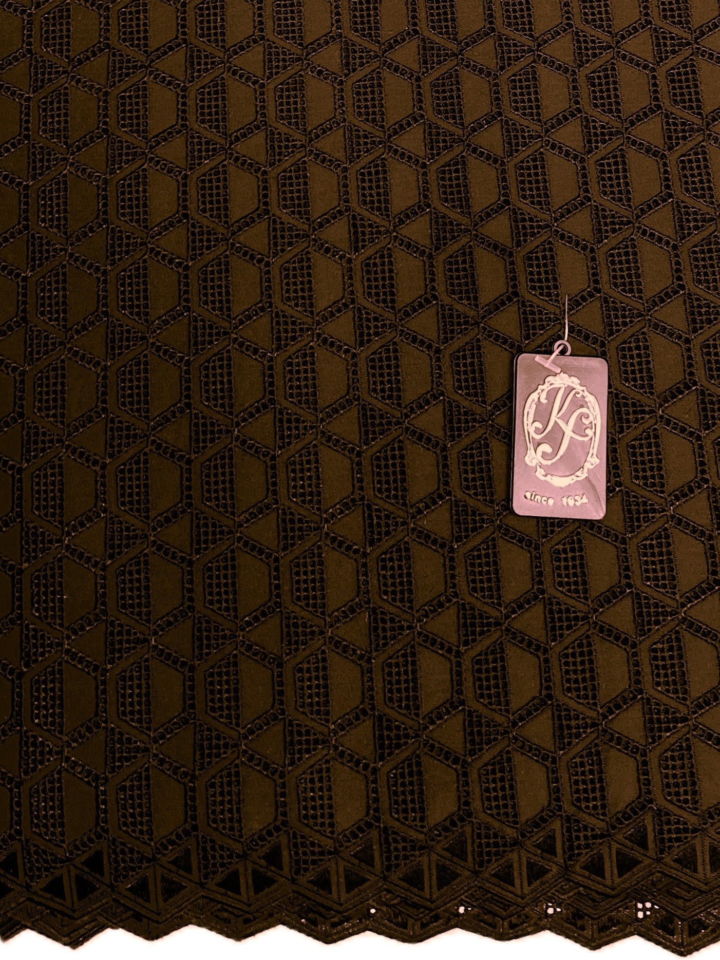 8133 Swiss Polish Cotton with Embroidery