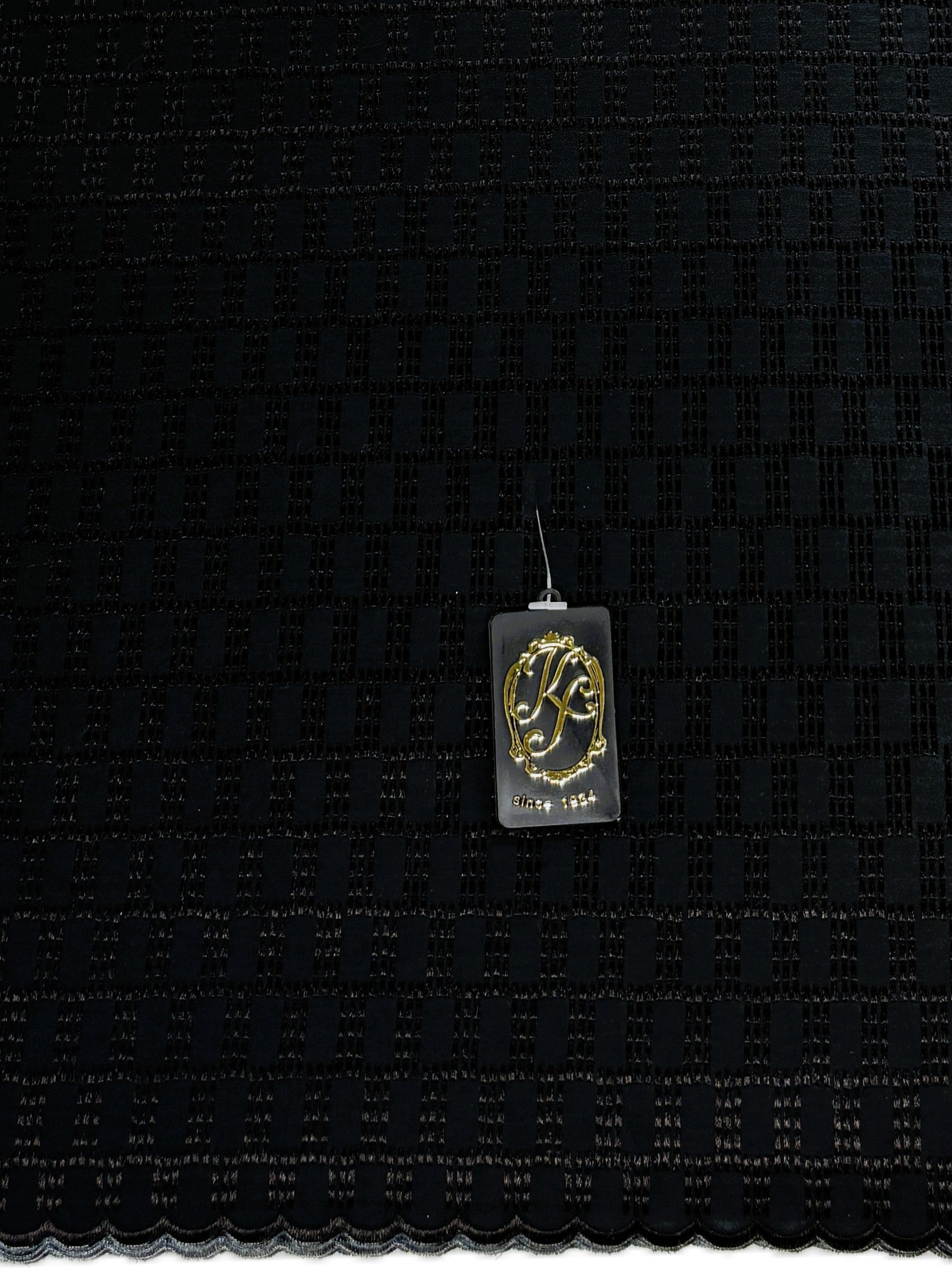 3138 Swiss Polish Cotton with Embroidery